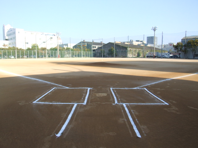 魚崎浜公園野球場の写真