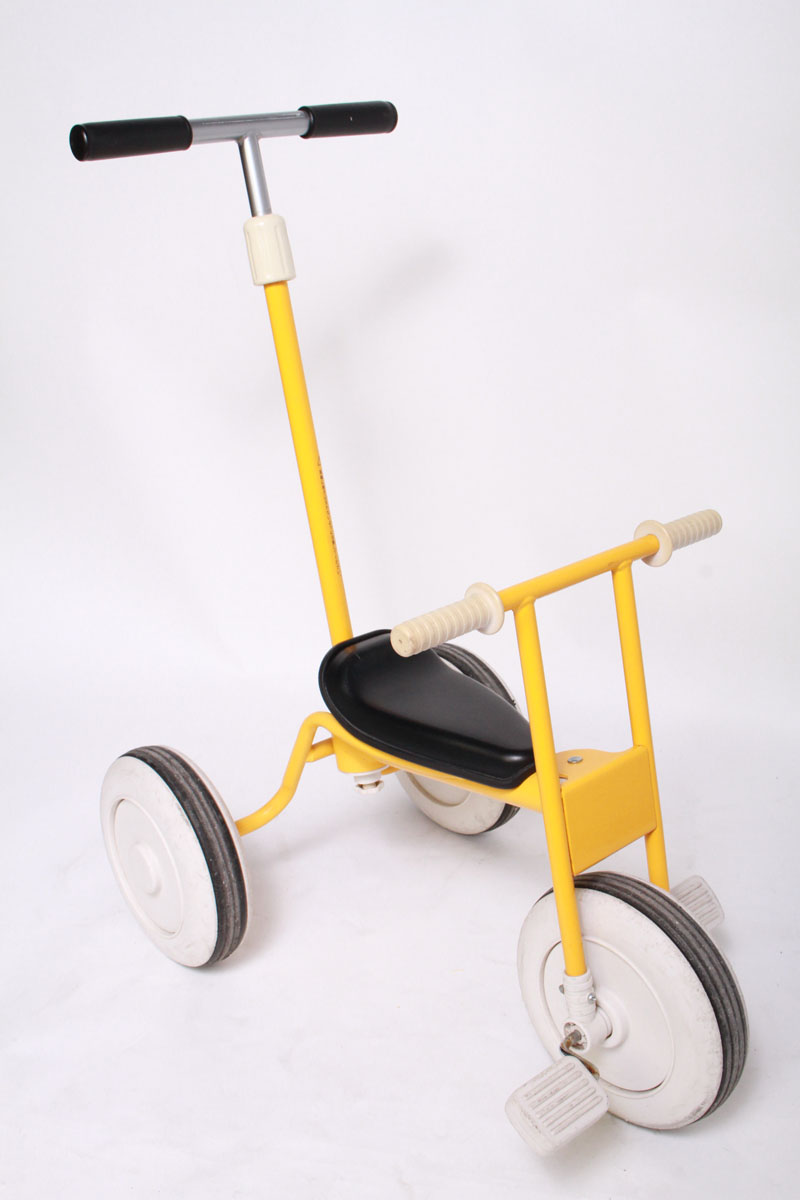 新品) 無印良品 三輪車 イエロー 無印良品 イエロー三輪車 無印良品