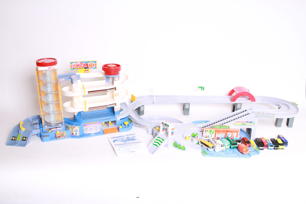 トミカギフト ドライブカーセット2 スーパーオートトミカビルであそぼ